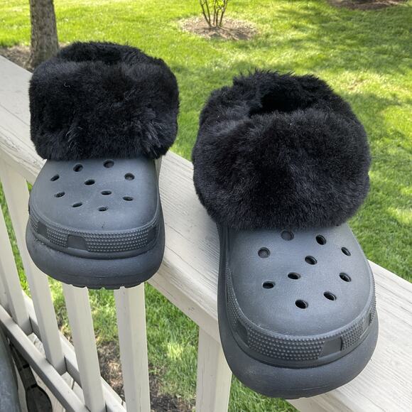 Crocs Furever Crush Black fur Lined chunky Clogs Mens size 8 womens size 10 fur - Picture 4 of 16